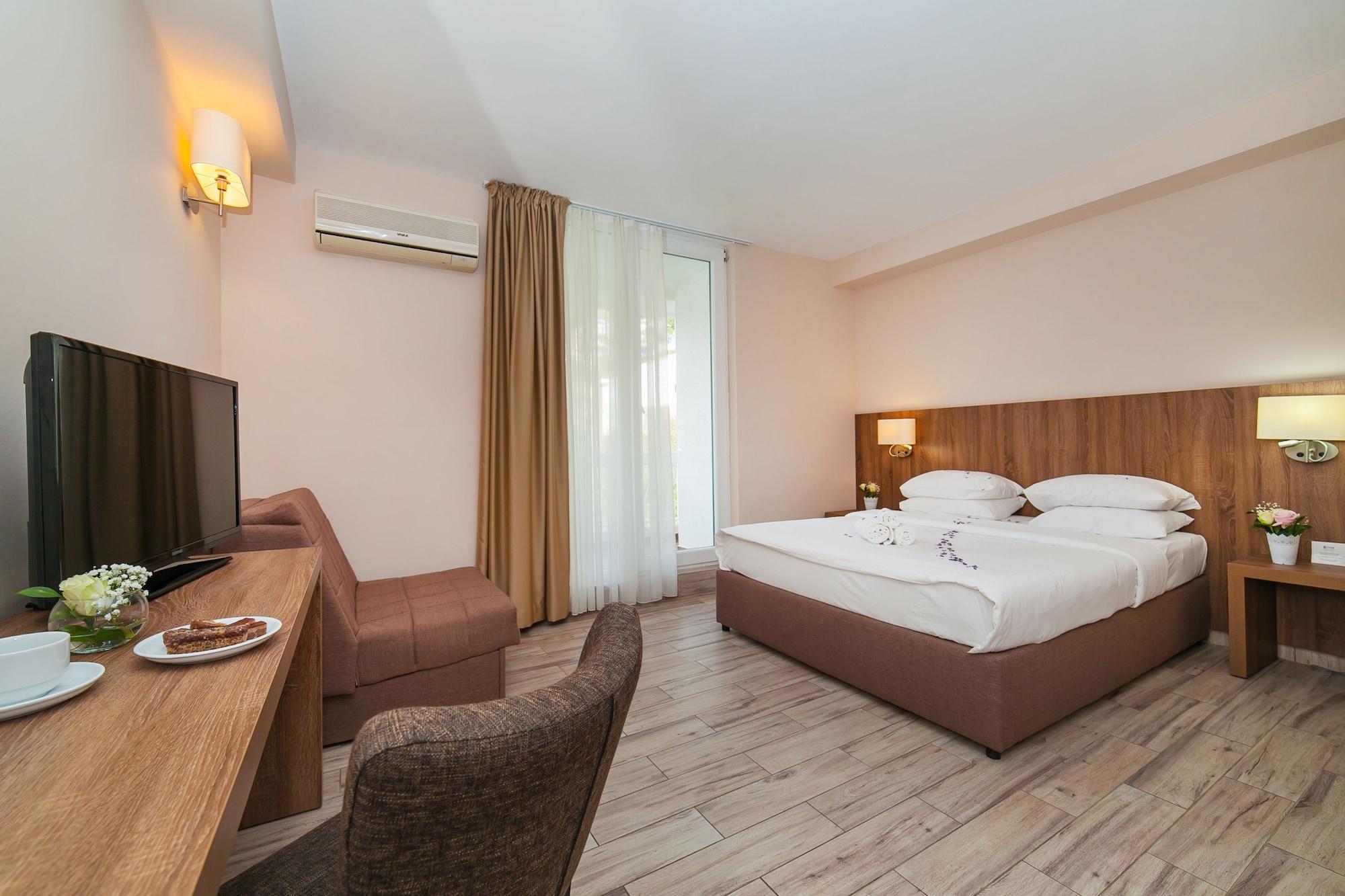 Sato Conference And Spa Hotel Sutomore Extérieur photo